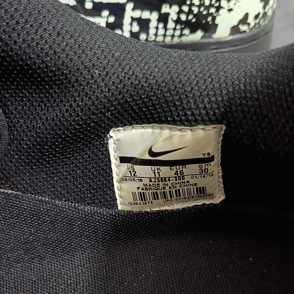 Nike Air Force 1 Low 07 QS Snakeskin Black Barely Volt AJ3664-300 Mens 12 - Picture 3 of 8